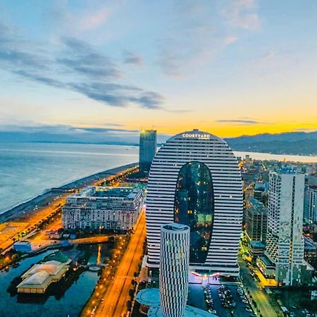 Seaside Vip Hotel Батуми Екстериор снимка