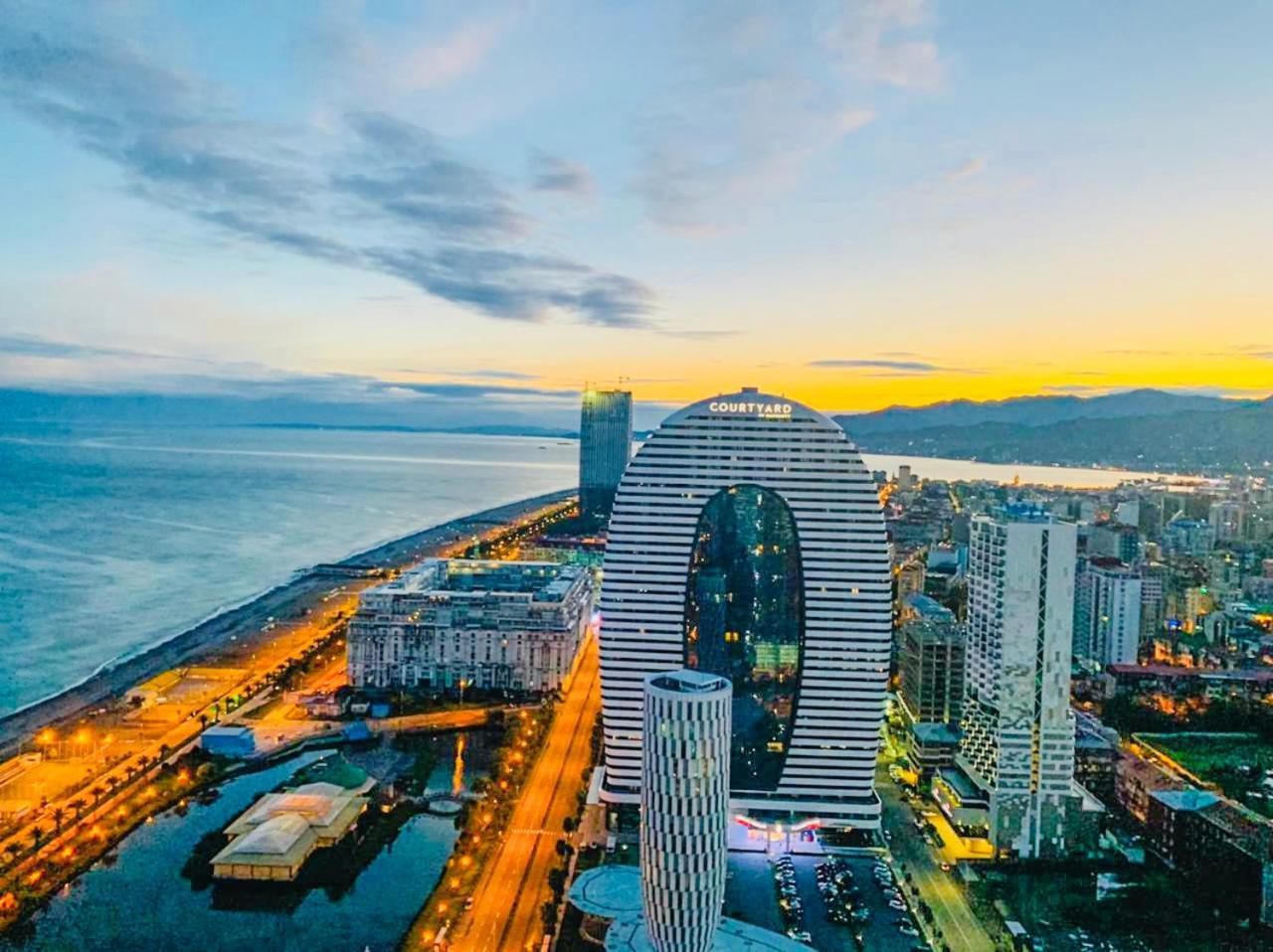 Seaside Vip Hotel Батуми Екстериор снимка