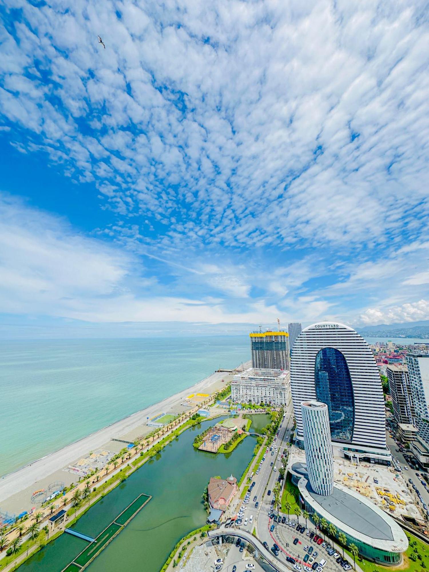 Seaside Vip Hotel Батуми Екстериор снимка