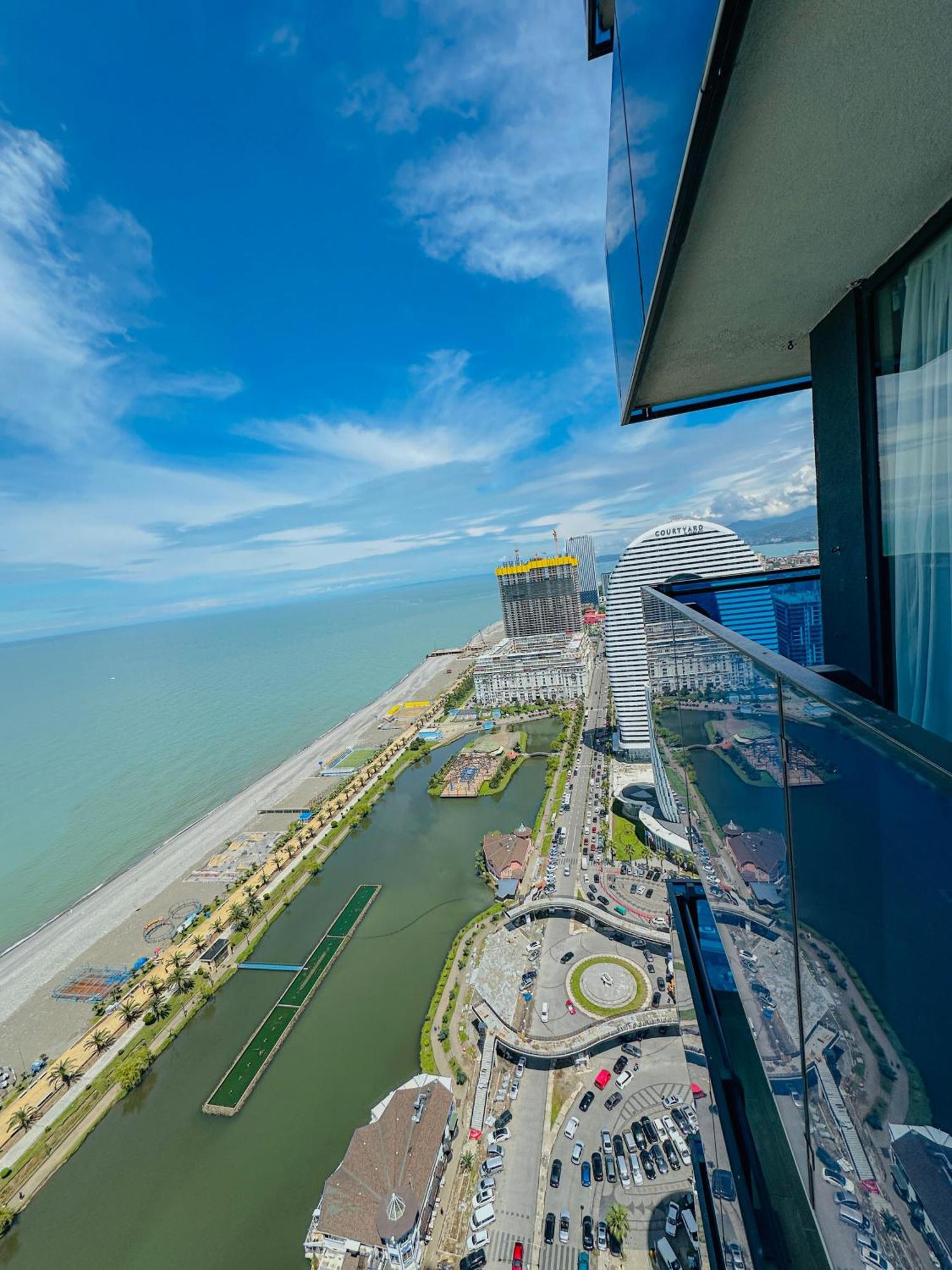 Seaside Vip Hotel Батуми Екстериор снимка