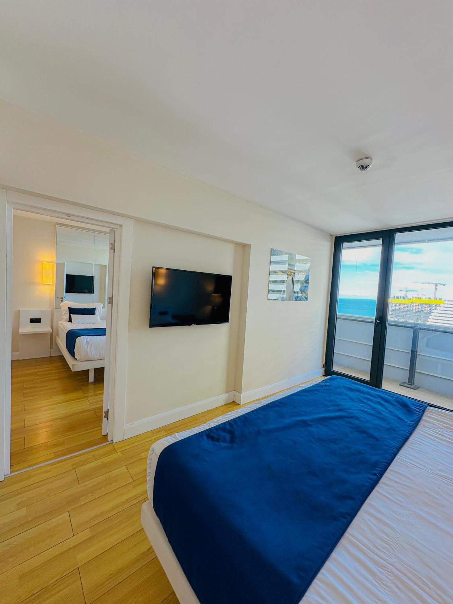 Seaside Vip Hotel Батуми Екстериор снимка