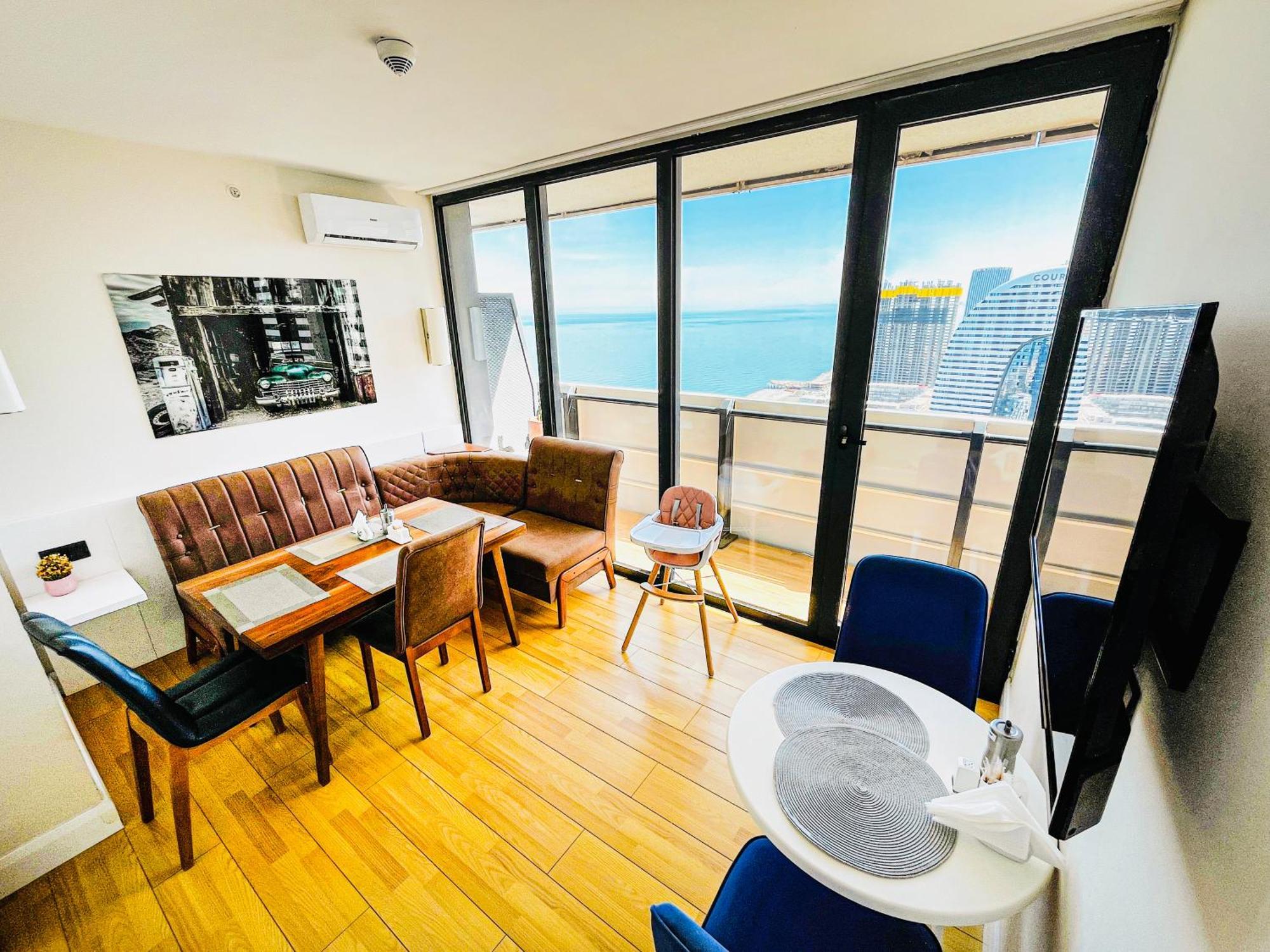 Seaside Vip Hotel Батуми Екстериор снимка