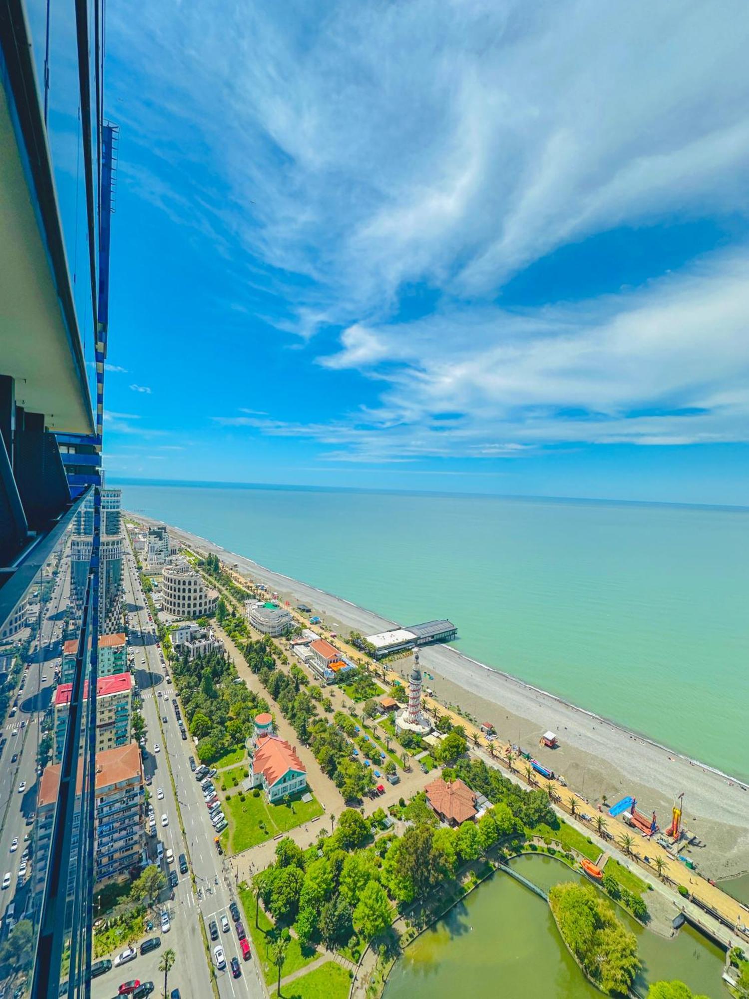 Seaside Vip Hotel Батуми Екстериор снимка