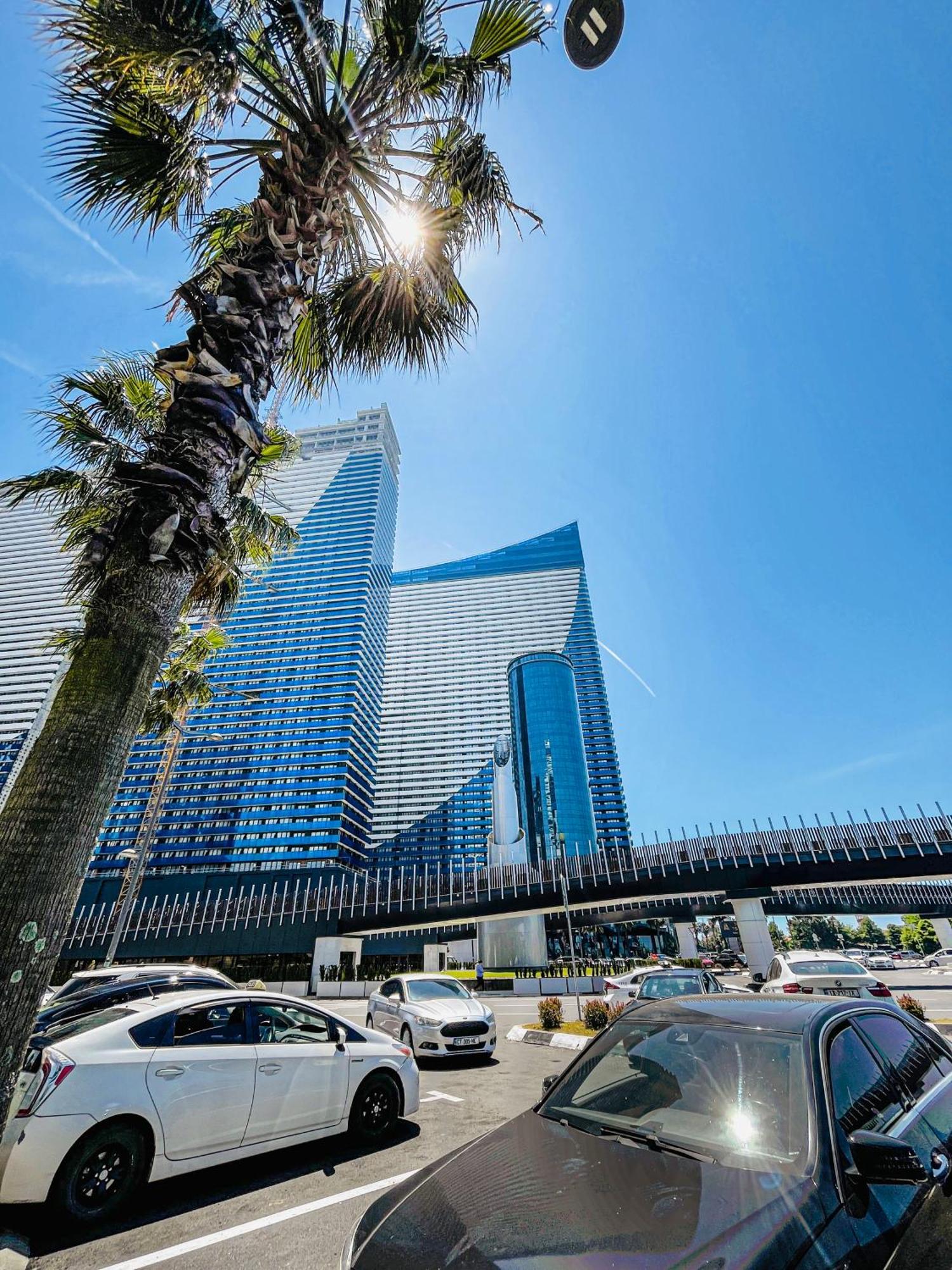 Seaside Vip Hotel Батуми Екстериор снимка