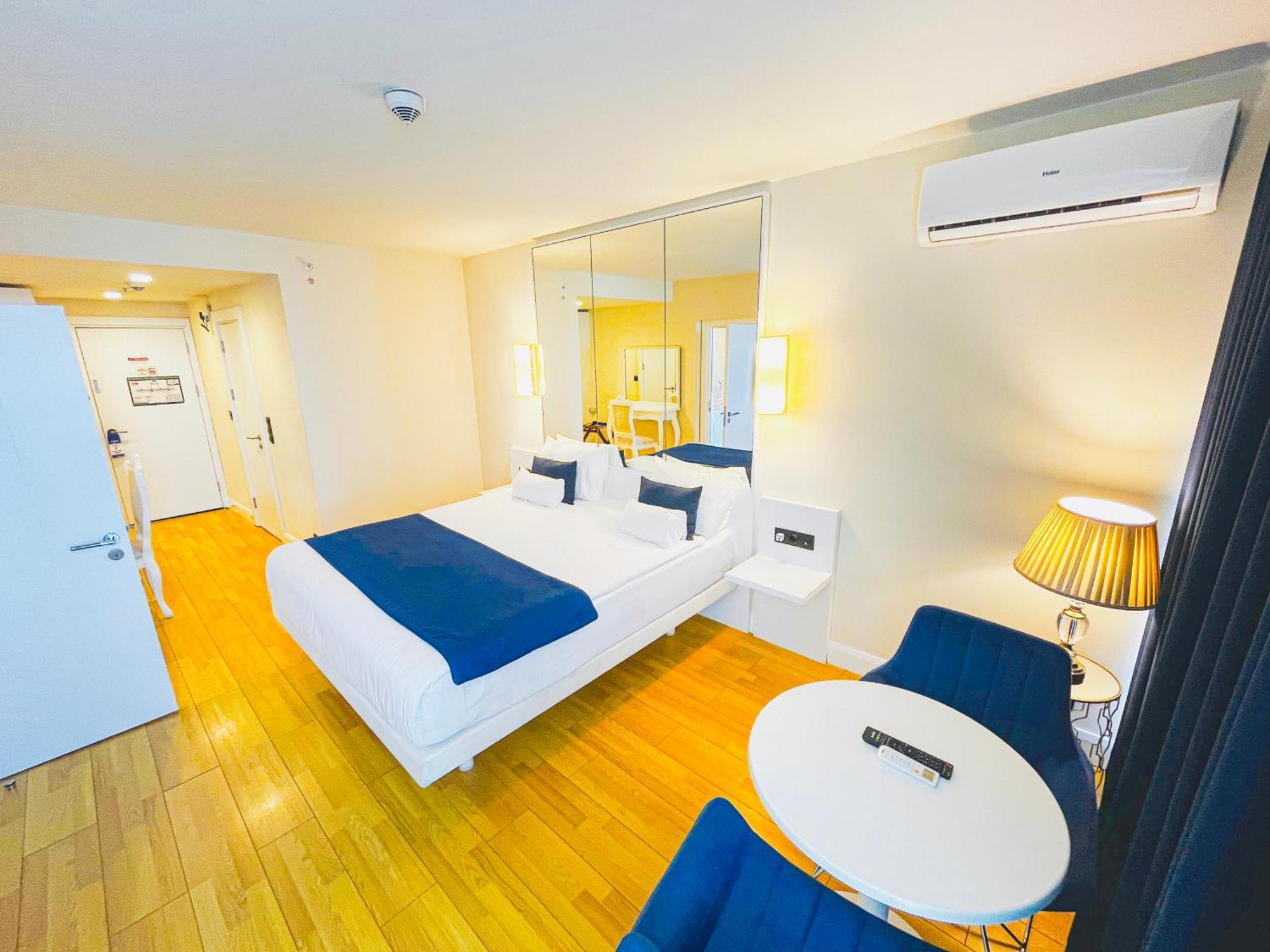 Seaside Vip Hotel Батуми Екстериор снимка