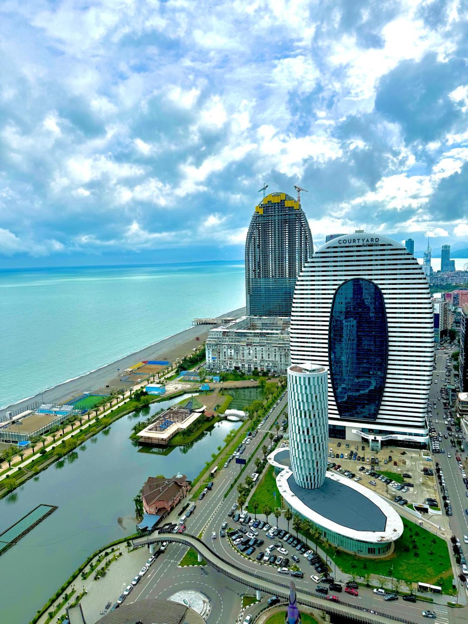 Seaside Vip Hotel Батуми Екстериор снимка